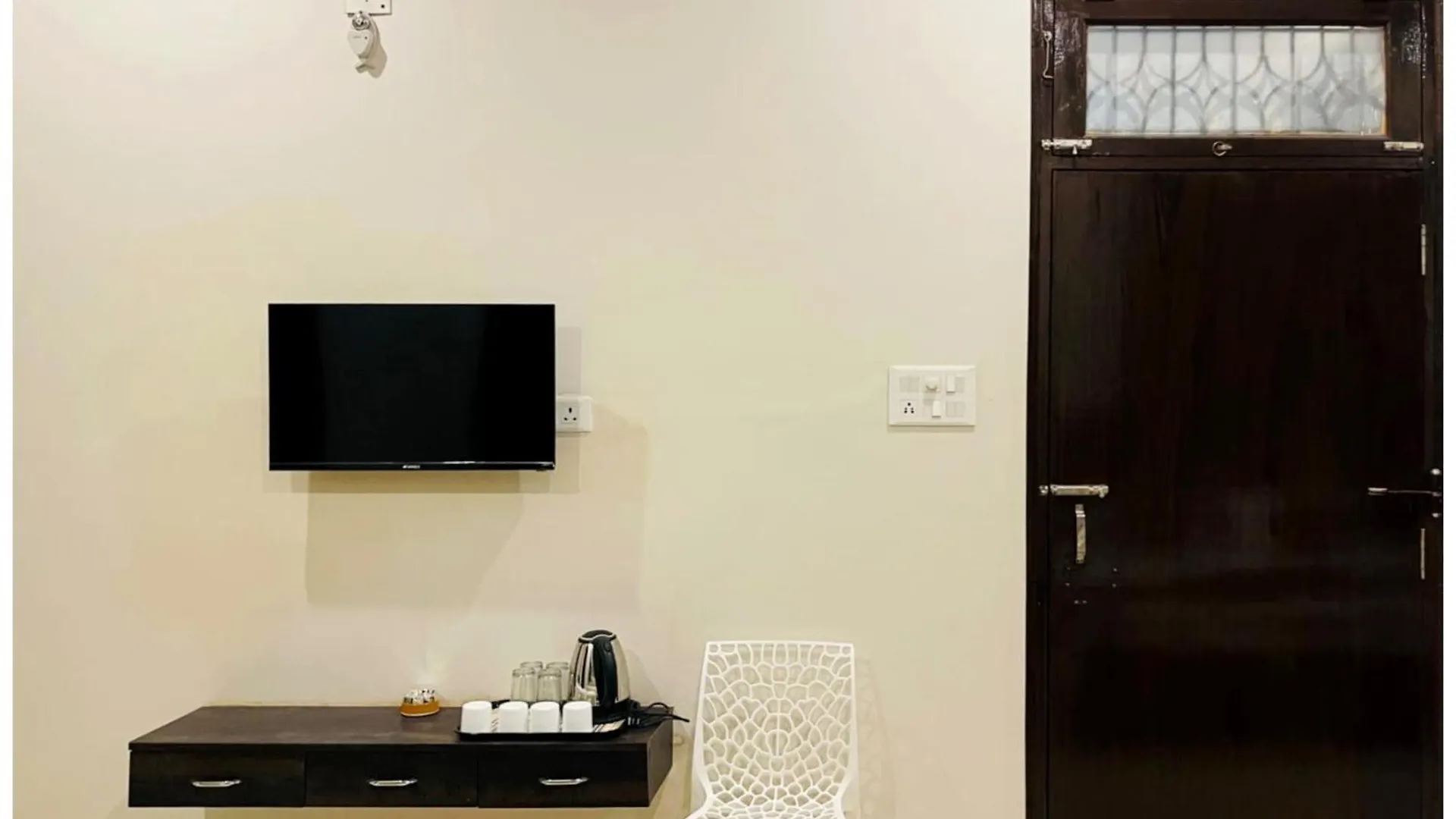 Hotel Banaras# Homestay Near Kashi Viswanath Temple - Premium Homestay In Varanasi India
